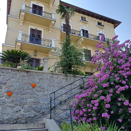 Villa Marija Lovran Luaran gambar
