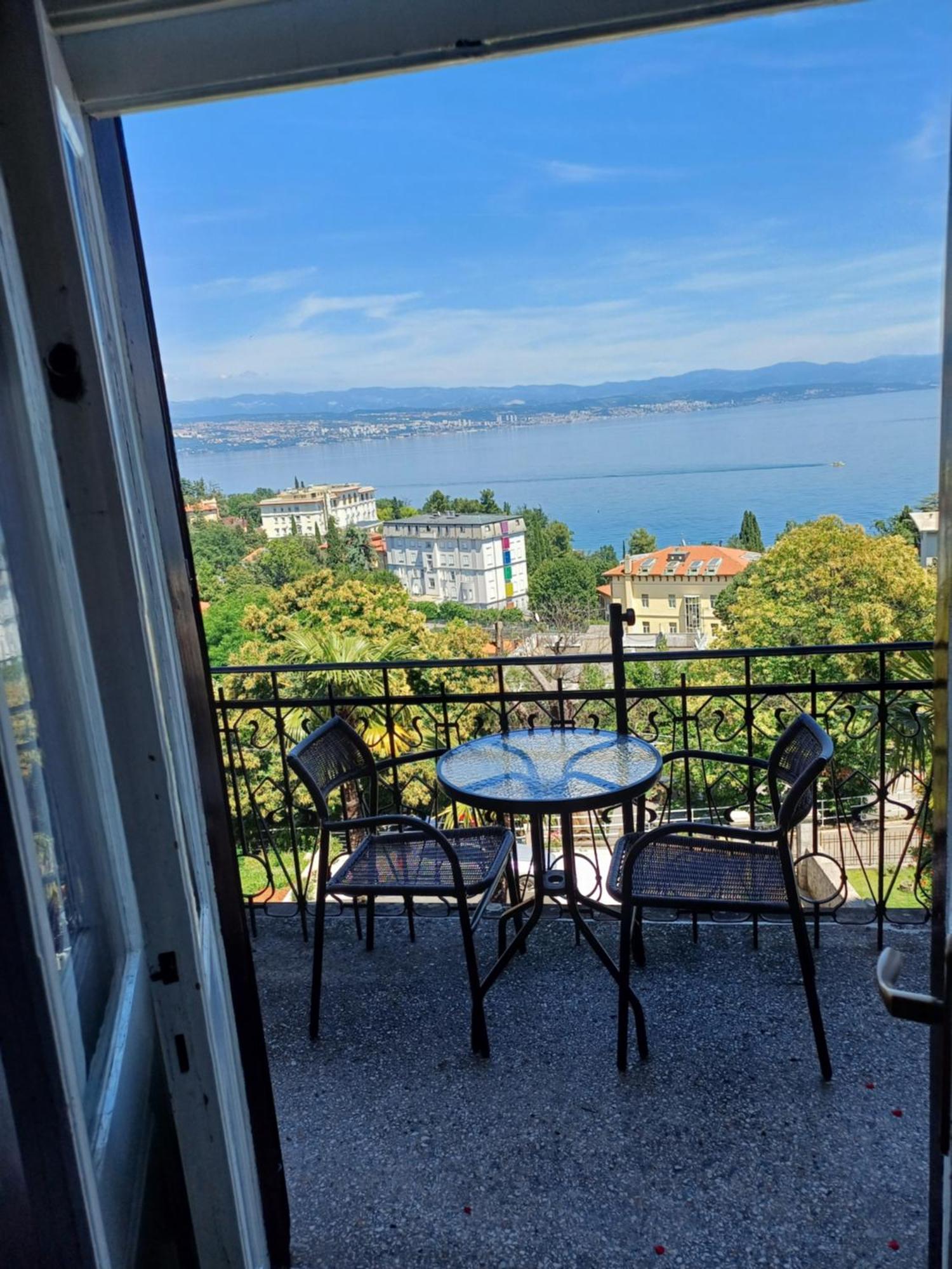 Villa Marija Lovran Luaran gambar