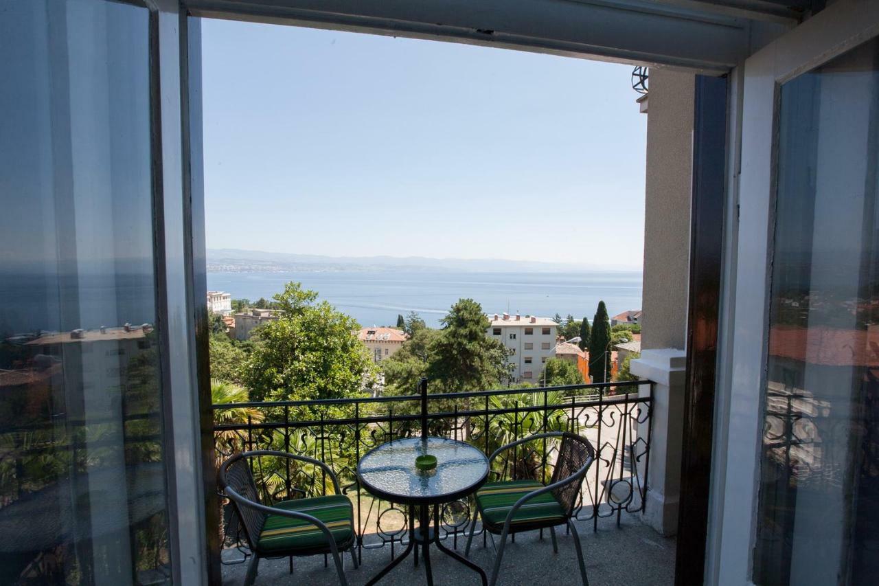 Villa Marija Lovran Luaran gambar